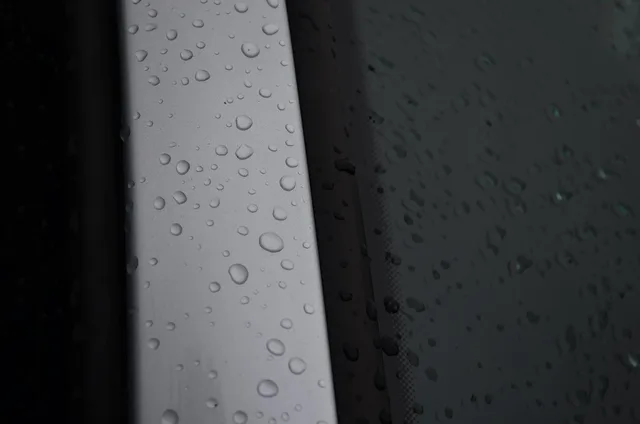 tint, glas, clean, window, backdrop, surface, blur, water, bokeh, bright, car wallpapers, texture, raindrop, drop, rain, macro, nature, light, weather, bubble, wash, washed, car, glass, gray rain, gray bokeh, gray clean, gray bubbles. Ceramic window tint vs regular tint: which should a US shop stock first?