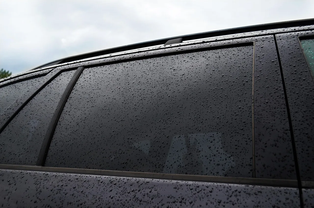 car, tint, tinting, foil, film, garage, auto, window, automobile, vehicle, glass, worker, tinted, nature, wrapper, working, wrapping, professional, hands, male, vinyl, automotive, tool, black, repair, maintenance, water, drop, waterdrop, washed, clean, gray car, gray work, gray window, gray glass, gray film, gray tools, gray glasses, gray garage, car wallpapers, gray clean. What a wrap and tint shop inspection protocol should catch